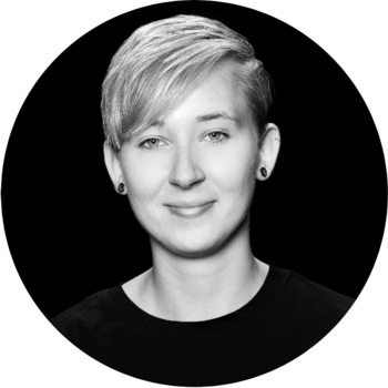 Profilbild Anna Redlich in schwarzweiß